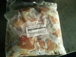 Drůbeží stehenní svalovina 1kg